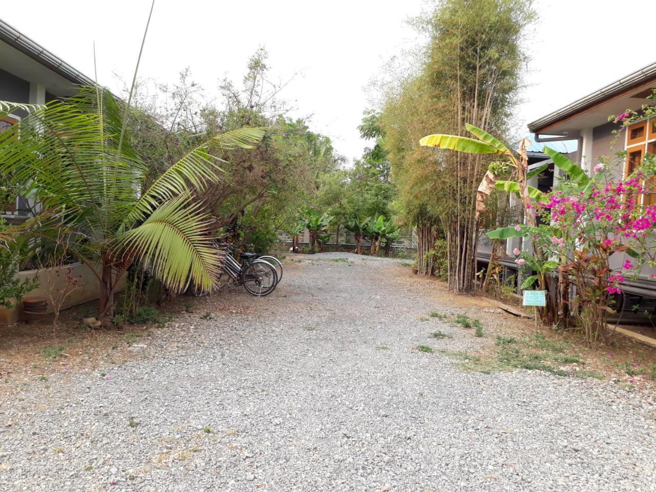Motel Album Nyaung Shwe Extérieur photo